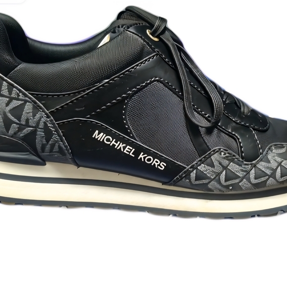 Michael Kors Black Sneakers with Textured Design - Picture 5 of 5